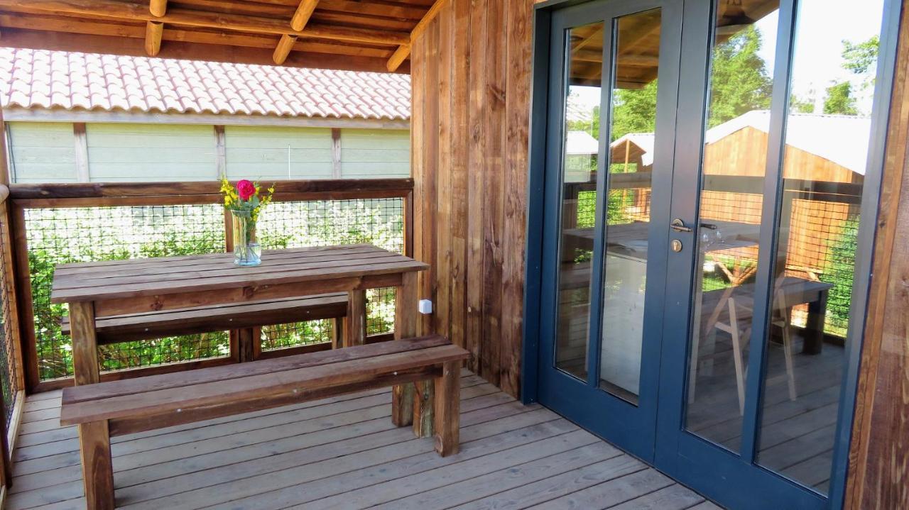 Lodges Du Camping Les 4 Saisons Grane 外观 照片